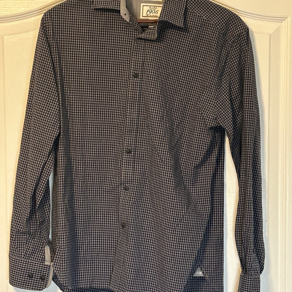 Jos A. Bank 1905 Navy and Grey Gingham Shirt (Medium)